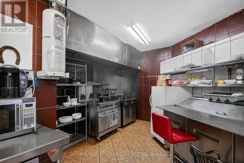 858 Merivale Road, Ottawa, ON 