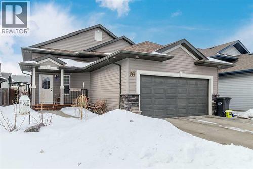 22 Morton Close, Penhold, AB - Outdoor With Facade