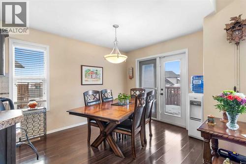 22 Morton Close, Penhold, AB - Indoor Photo Showing Dining Room