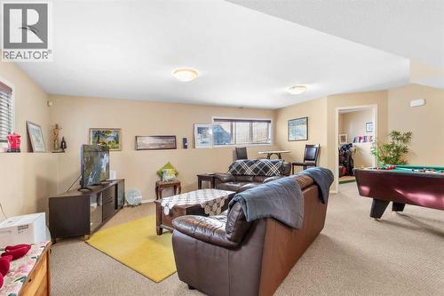 22 Morton Close, Penhold, AB - Indoor Photo Showing Other Room