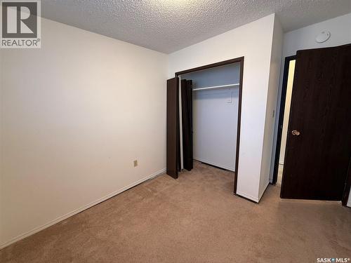 970 Larson Crescent, Eston, SK - Indoor