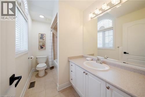 165 Alison Crescent, Oakville, ON - Indoor Photo Showing Bathroom