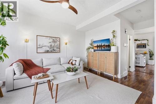 15029 5 Street Sw, Calgary, AB - Indoor Photo Showing Living Room