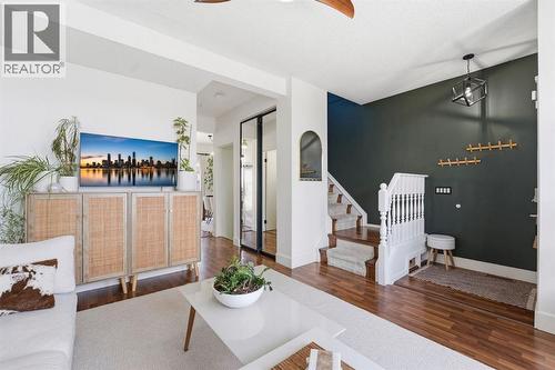 15029 5 Street Sw, Calgary, AB - Indoor