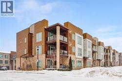 2370 KHALSA Gate Unit# 212  Oakville, ON L6M 1P5