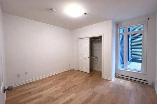 Chambre à coucher principale - 201-1210 Rue St-Antoine E., Montréal (Ville-Marie), QC - Indoor Photo Showing Other Room