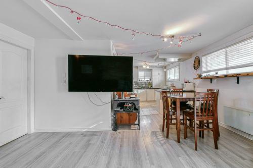 Salle à manger - 2149  - 2151 Av. Du Mont-Vert, Val-David, QC - Indoor Photo Showing Dining Room