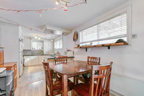 Salle à manger - 2149  - 2151 Av. Du Mont-Vert, Val-David, QC - Indoor Photo Showing Dining Room