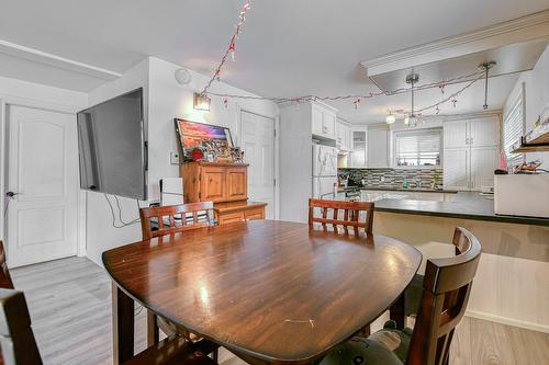 Salle à manger - 2149  - 2151 Av. Du Mont-Vert, Val-David, QC - Indoor Photo Showing Dining Room