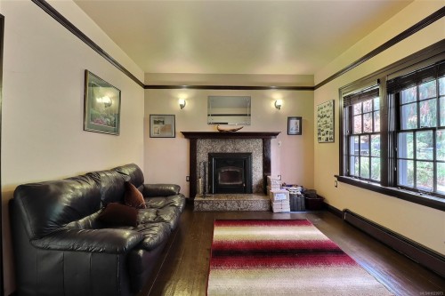 4755 Fairbridge Dr, Duncan, BC 