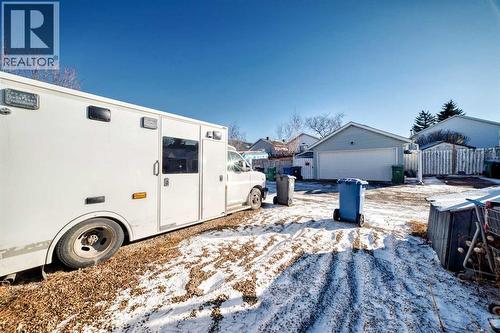 142 Hunterhorn Drive Ne, Calgary, AB - Outdoor