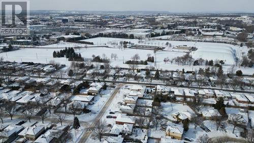 626 Cape Avenue, Burlington, ON - Outdoor With View
