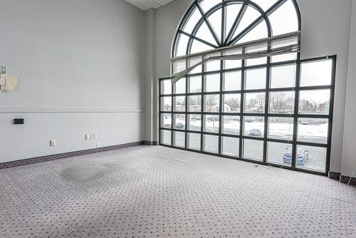 Office - 200-2001 Av. Victoria, Saint-Lambert, QC - Indoor Photo Showing Other Room
