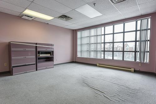 Office - 200-2001 Av. Victoria, Saint-Lambert, QC - Indoor Photo Showing Other Room