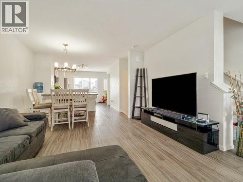 702, 210 Firelight Way W, Lethbridge, AB - Indoor Photo Showing Living Room