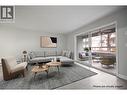 727 Houghton Road Unit# 104, Kelowna, BC  - Indoor Photo Showing Living Room 