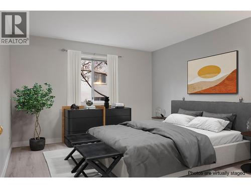 727 Houghton Road Unit# 104, Kelowna, BC - Indoor Photo Showing Bedroom