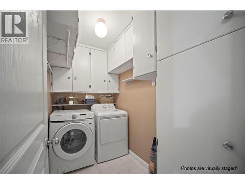727 Houghton Road Unit# 104, Kelowna, BC - Indoor Photo Showing Laundry Room