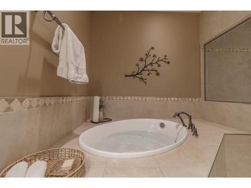 6308 Ash Road, Wasa, BC - Indoor Photo Showing Bathroom