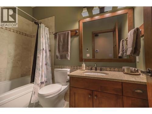 6308 Ash Road, Wasa, BC - Indoor Photo Showing Bathroom