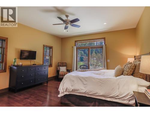 6308 Ash Road, Wasa, BC - Indoor Photo Showing Bedroom