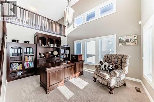 49 Crestridge View Sw, Calgary, AB 