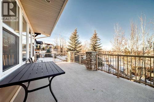 49 Crestridge View Sw, Calgary, AB 