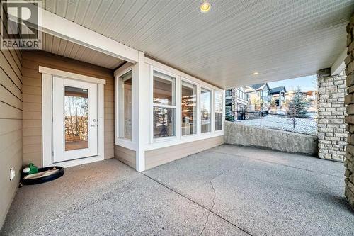 49 Crestridge View Sw, Calgary, AB - Outdoor With Exterior