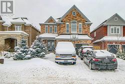 73 WANDERING GLIDER TRAIL  Bradford West Gwillimbury, ON L3Z 2A5