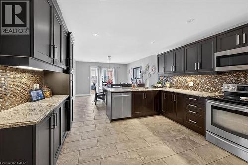 71 Jessica Street, Hamilton, ON - Indoor Photo Showing Kitchen With Upgraded Kitchen