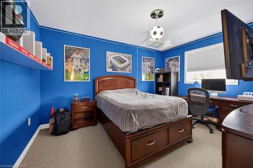 71 Jessica Street, Hamilton, ON - Indoor Photo Showing Bedroom