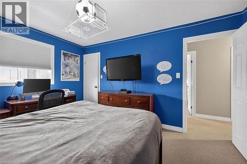 71 Jessica Street, Hamilton, ON - Indoor Photo Showing Bedroom
