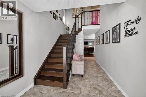 71 Jessica Street, Hamilton, ON - Indoor Photo Showing Other Room