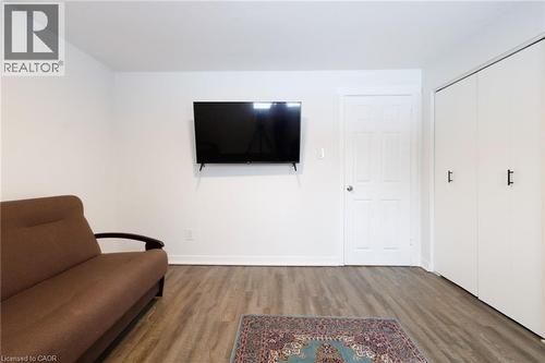 626 Cape Avenue, Burlington, ON - Indoor