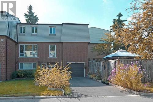 159 - 3175 KIRWIN AVENUE  Mississauga, ON L5A 3M4