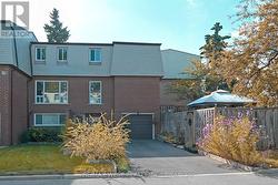 159 - 3175 KIRWIN AVENUE  Mississauga, ON L5A 3M4