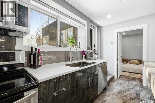 3601 Grassick Avenue, Regina, SK - Indoor Photo Showing Kitchen