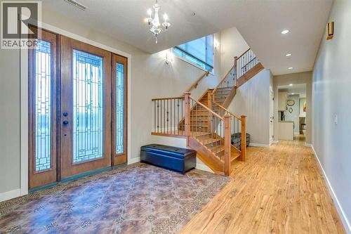 215 Patton Court Sw, Calgary, AB - Indoor Photo Showing Other Room