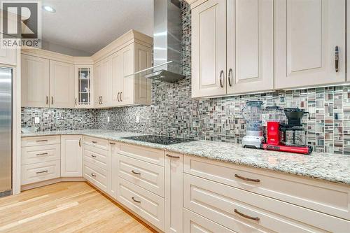 215 Patton Court Sw, Calgary, AB - Indoor Photo Showing Kitchen With Upgraded Kitchen