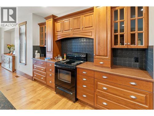 1720 Morrison Road, Kelowna, BC - Indoor