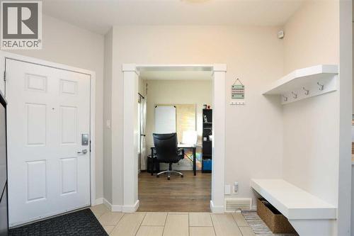 711 Moonlight Crescent W, Lethbridge, AB - Indoor Photo Showing Other Room