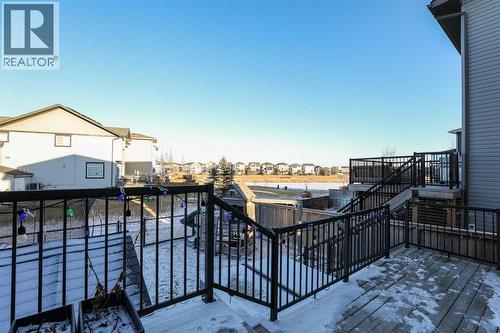 711 Moonlight Crescent W, Lethbridge, AB - Outdoor With Exterior