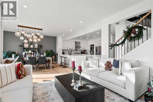 116 Ranchers View, Okotoks, AB - Indoor Photo Showing Living Room