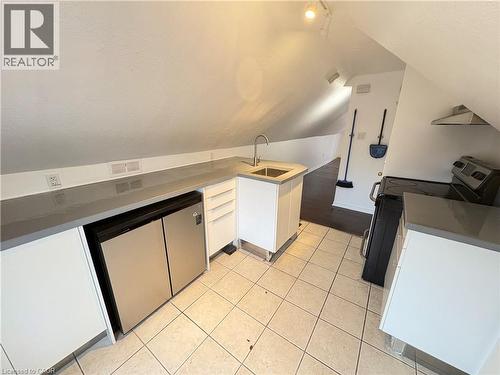 41 Fairview Avenue, Hamilton, ON 