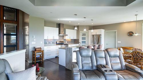 4134 Camelback Way, Vernon, BC - Indoor Photo Showing Other Room
