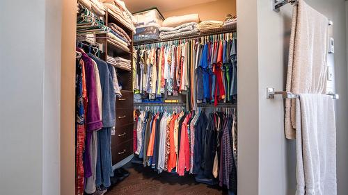 4134 Camelback Way, Vernon, BC - Indoor With Storage