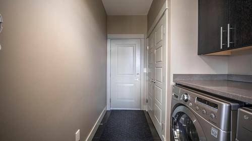 4134 Camelback Way, Vernon, BC - Indoor Photo Showing Laundry Room