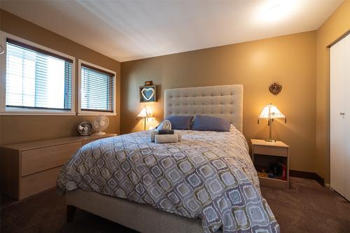 121-4559 Timberline Crescent, Fernie, BC - Indoor Photo Showing Bedroom