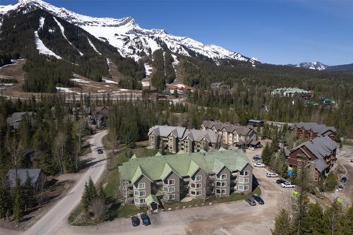 121-4559 Timberline Crescent, Fernie, BC - Outdoor With View