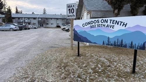 206-302 10th Avenue  Invermere, BC V0A 1K0